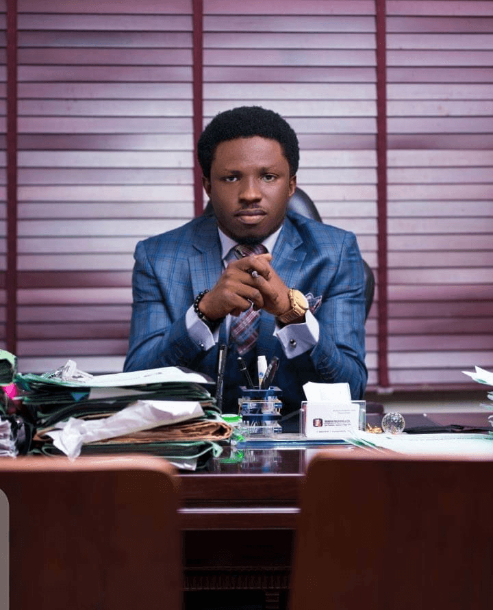 Client handshake at Ibukun Fasanmi & Company